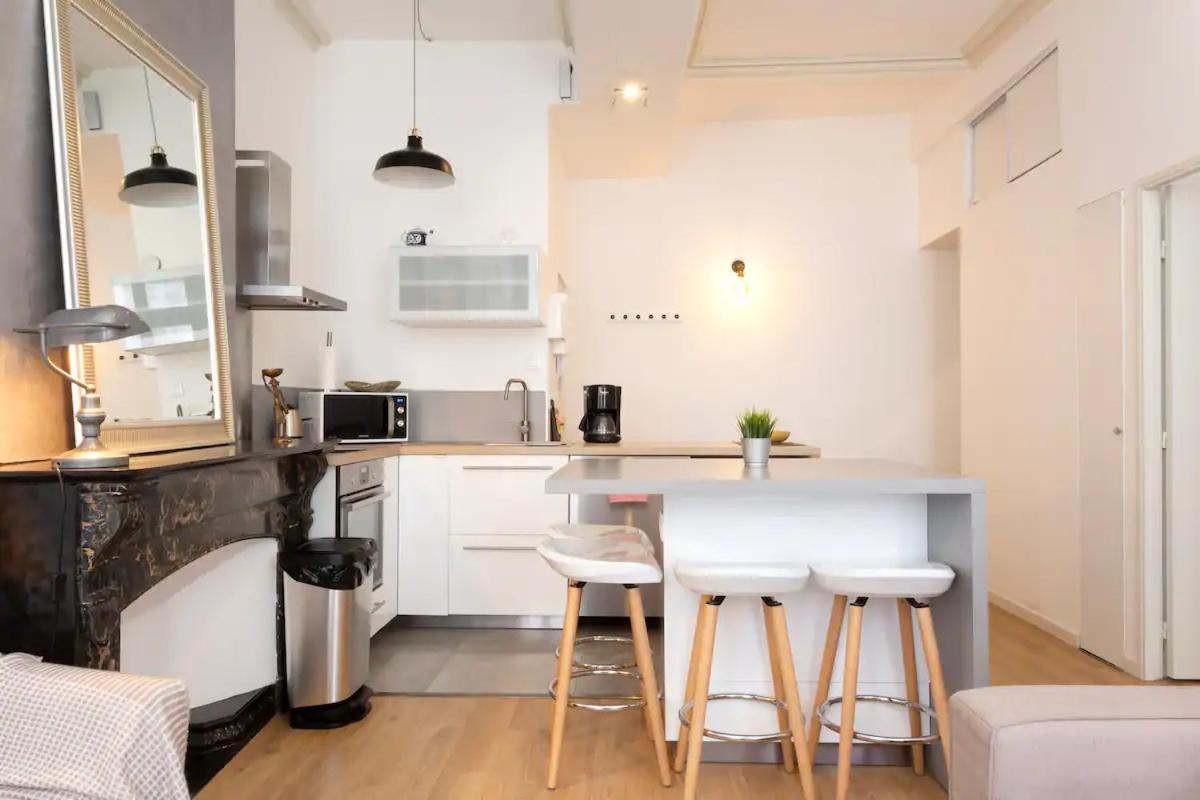 Magnifique 2 Pieces - Plein Centre - Tram 1 Min Apartment มงต์เปอลิเยร์ ภายนอก รูปภาพ